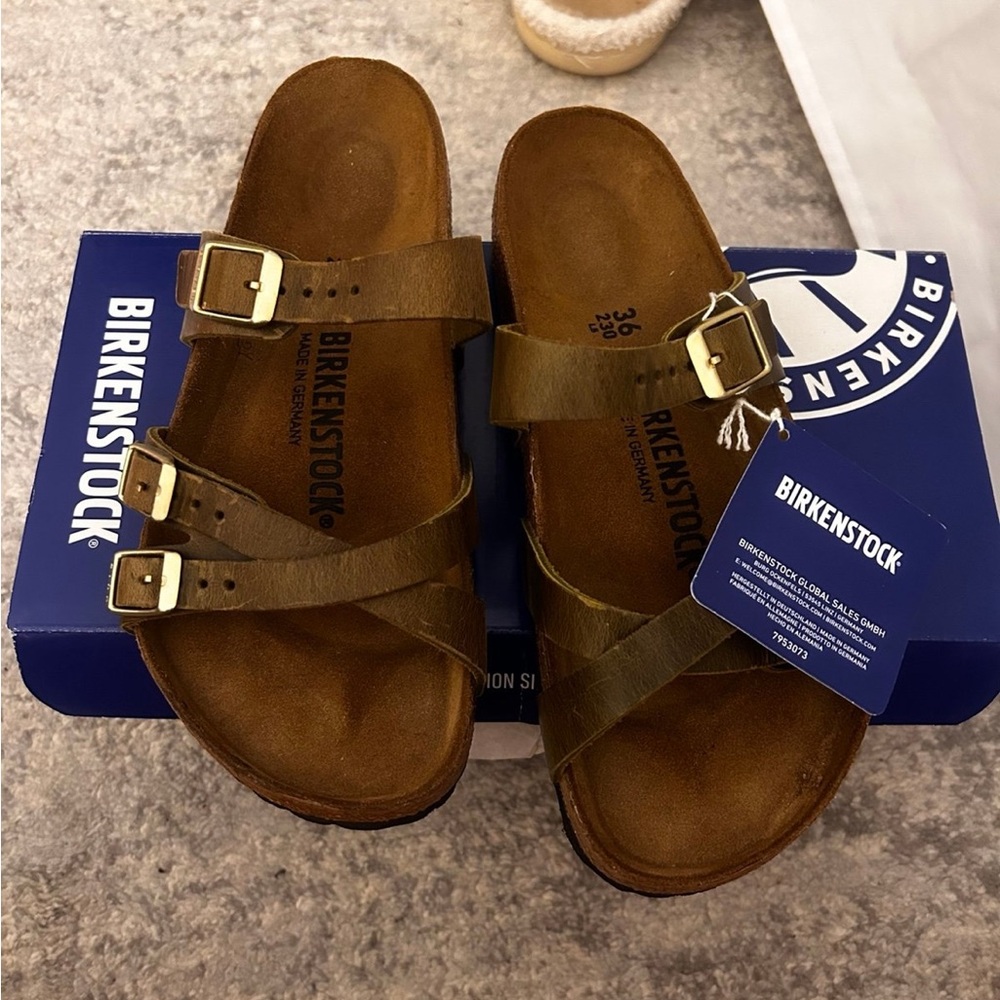 Birkenstock Men's Tan Leather Sandals